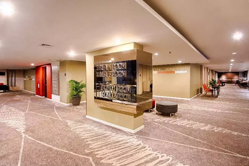 Fotos del hotel Ibis Surabaya City Center:  21