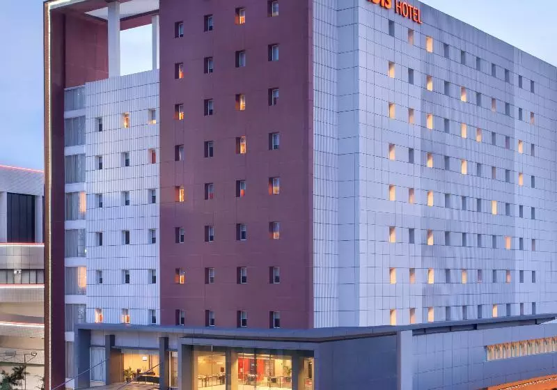 Ibis Surabaya City Center