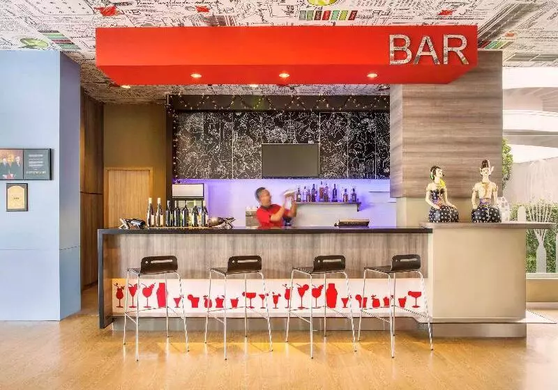 Fotos del hotel Ibis Surabaya City Center:  6