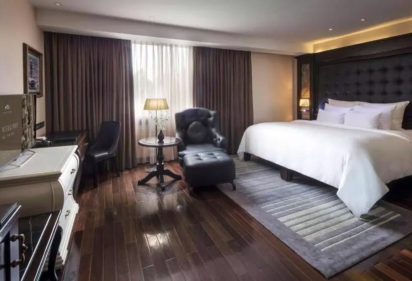 Fotos del hotel Paradise Suites:  2