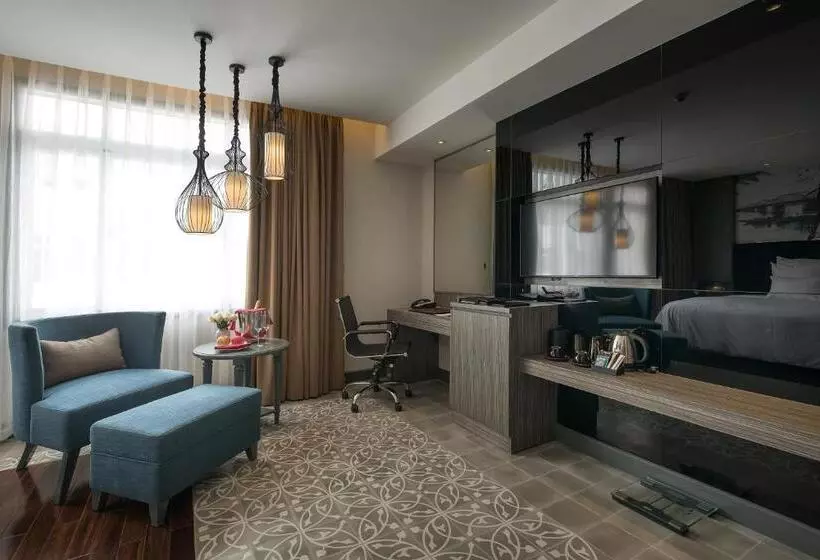 Fotos del hotel Paradise Suites:  24