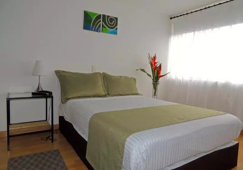 Fotos del hotel Portal De Milán:  5