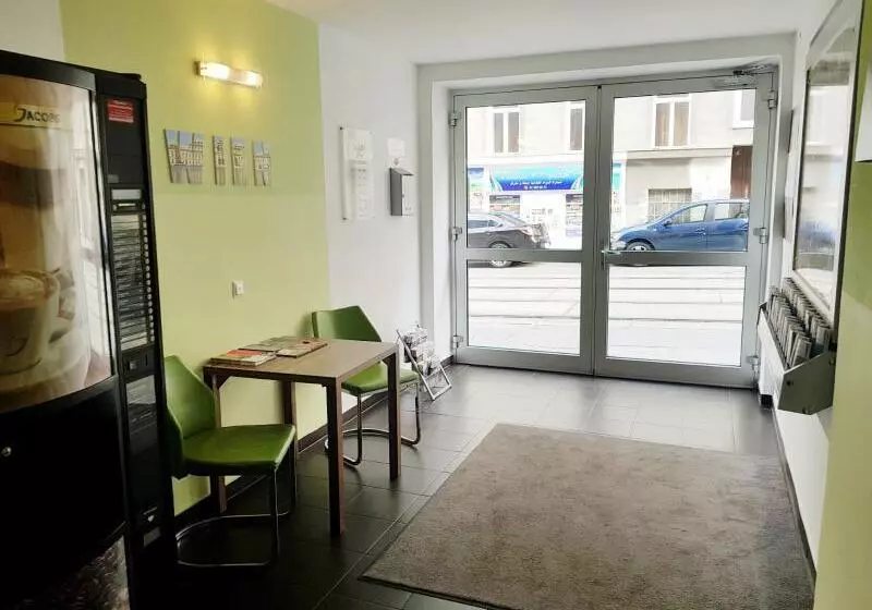 Royal Living Apartments Vienna