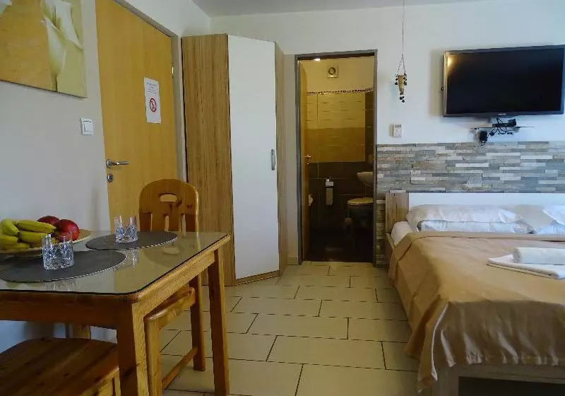 Fotos del hotel Apartments Plevnik:  8