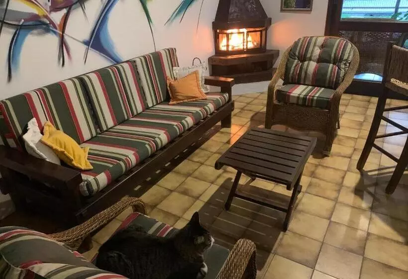 Fotos del hotel Beach House Floripa:  16