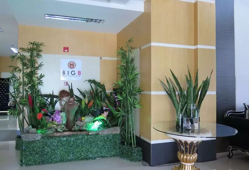 Fotos del hotel Big 8 Corporate:  4