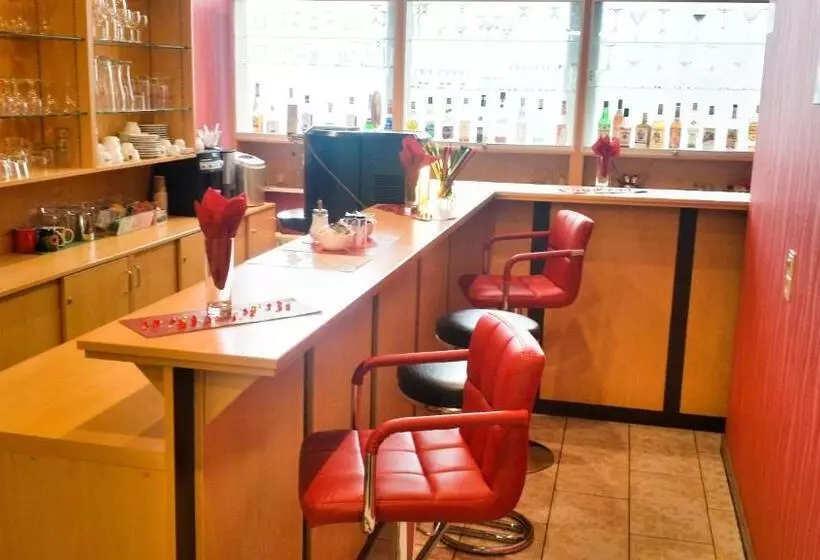 Fotos del hotel Opal:  5