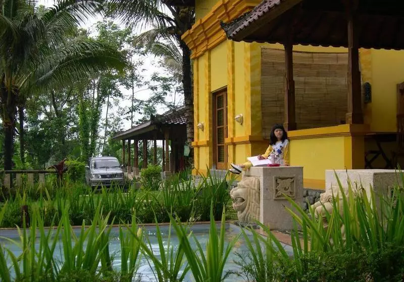 Fotos del hotel Raffles Holiday:  7