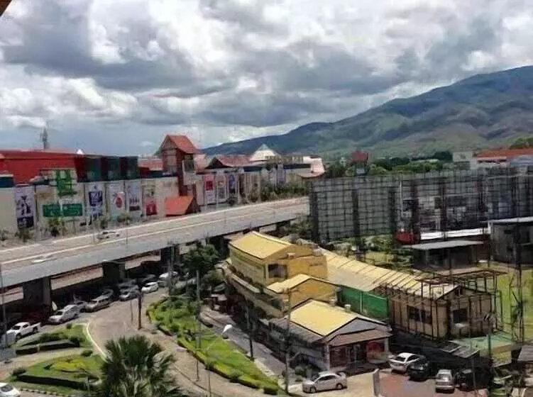 Fotos del hotel The Airport Greenery:  5