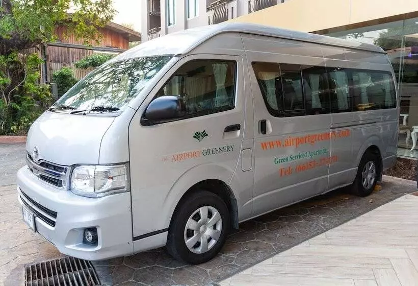 Fotos del hotel The Airport Greenery:  17