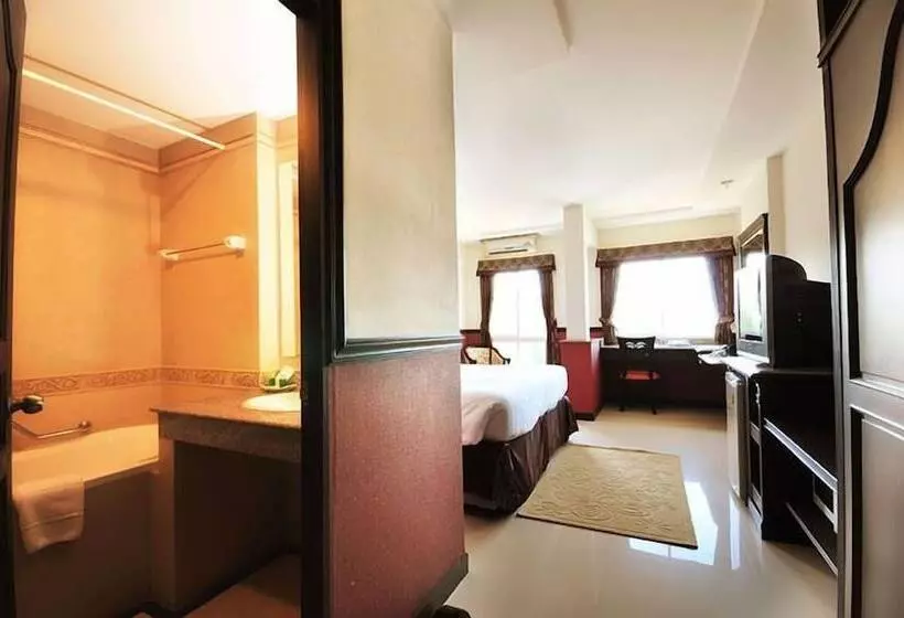 Fotos del hotel The Airport Greenery:  15