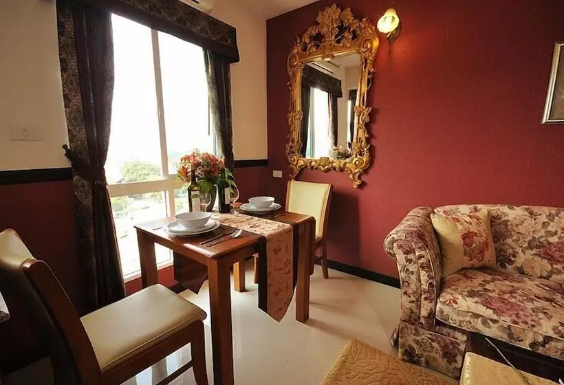 Fotos del hotel The Airport Greenery:  21