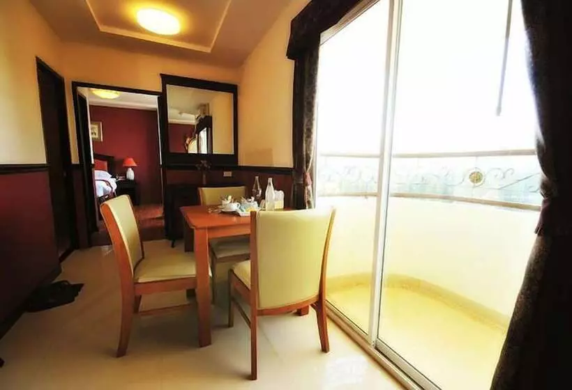 Fotos del hotel The Airport Greenery:  24