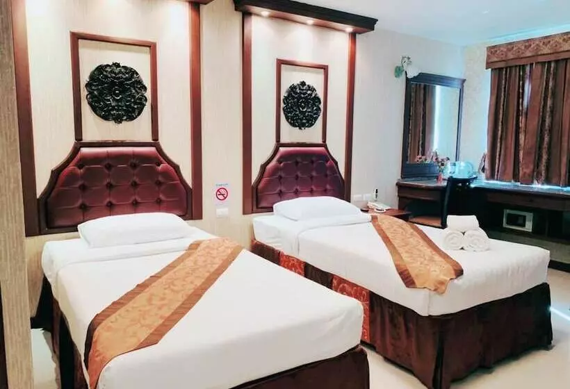 Fotos del hotel The Airport Greenery:  12