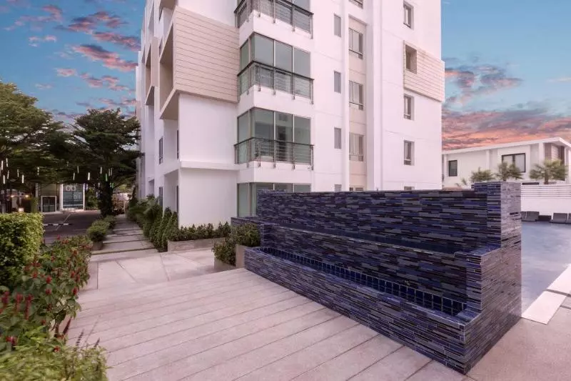 Fotos del hotel The Regent Condo:  6