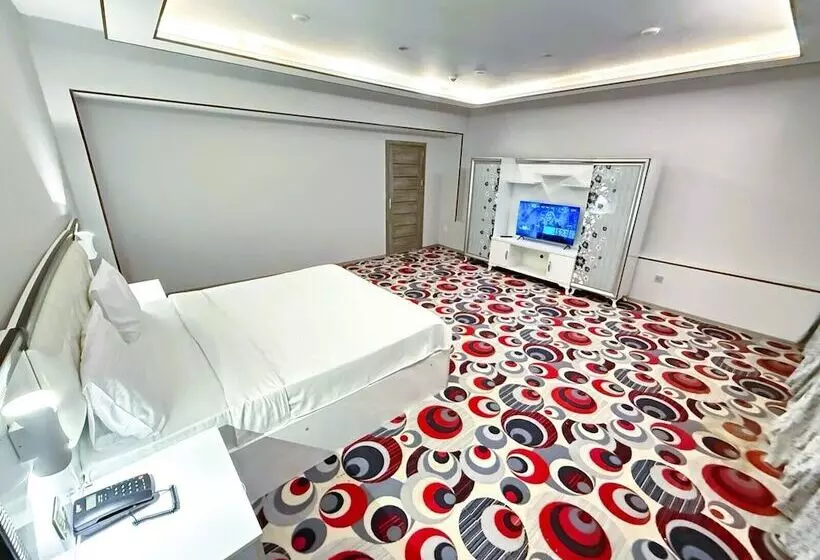 Fotos del hotel Golden Falcon:  7