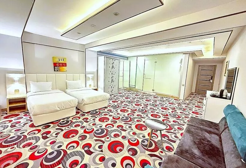 Fotos del hotel Golden Falcon:  23