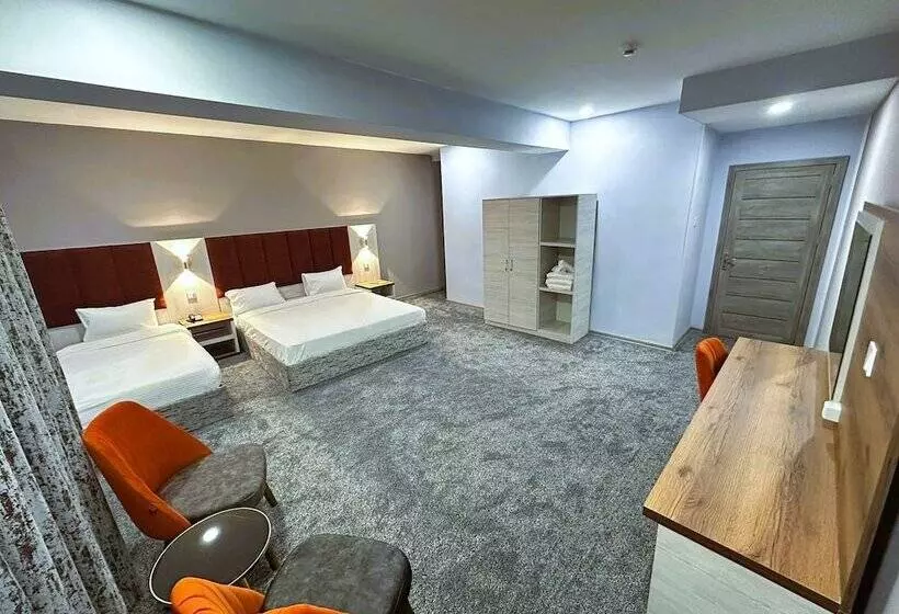 Fotos del hotel Golden Falcon:  14