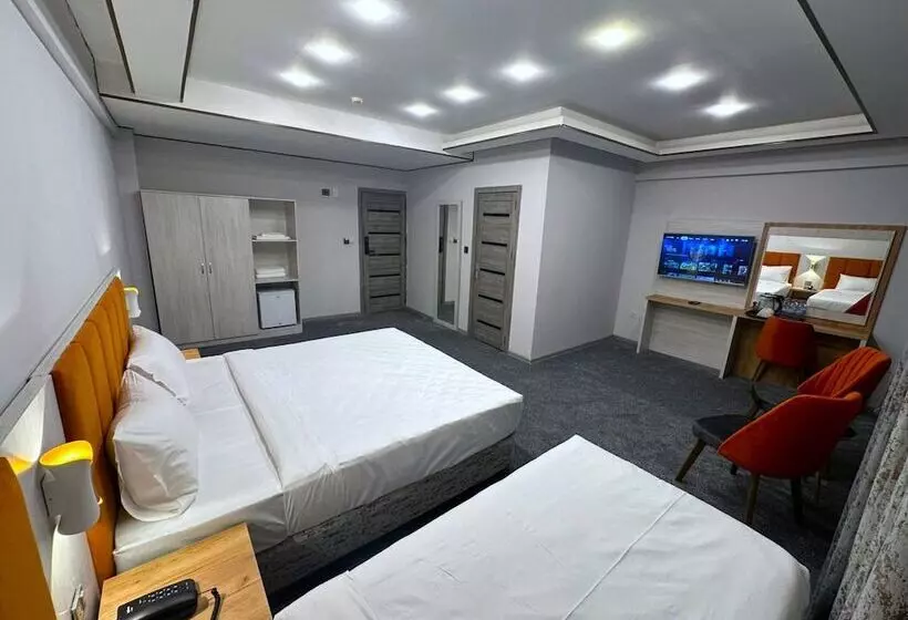 Fotos del hotel Golden Falcon:  20