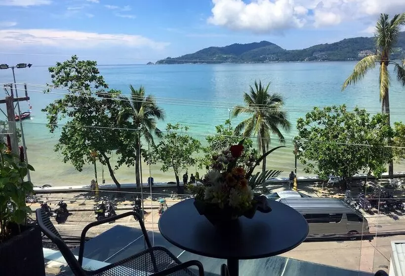 Fotos del hotel The Front  And Apartment:  22