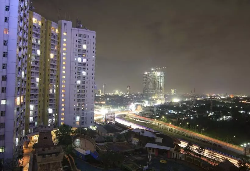 Fotos del hotel Elvour  Serpong:  13