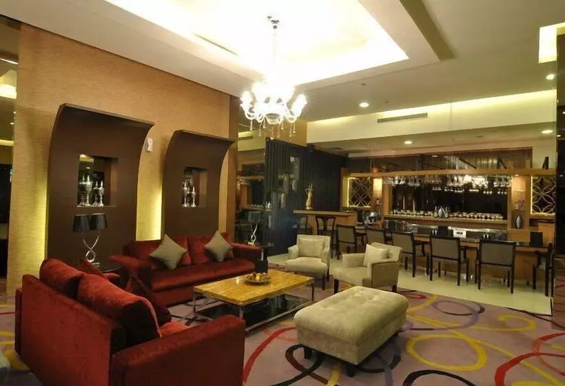 Fotos del hotel Elvour  Serpong:  9