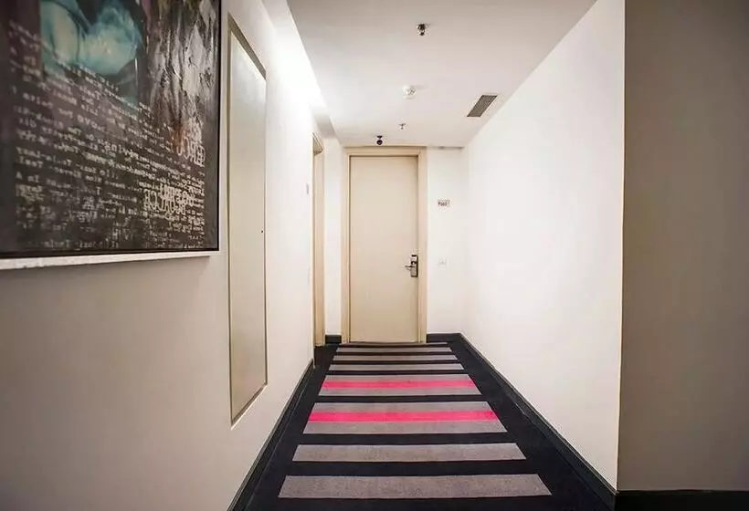 Fotos del hotel The Toy:  9