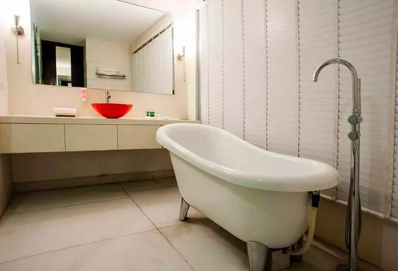 Fotos del hotel The Toy:  20