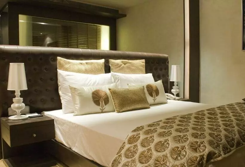 Fotos del hotel The Toy:  8