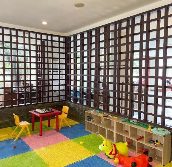 Fotos del hotel The Victoria  Yogyakarta:  20