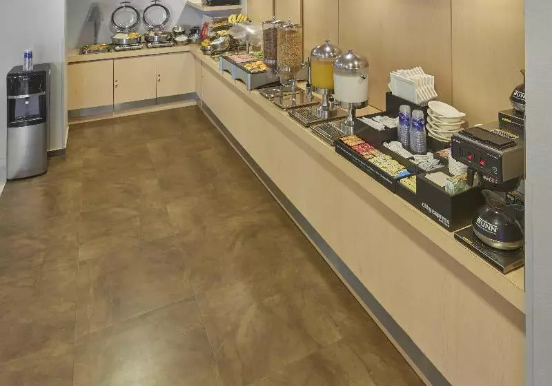 Fotos del hotel City Express Xalapa:  11