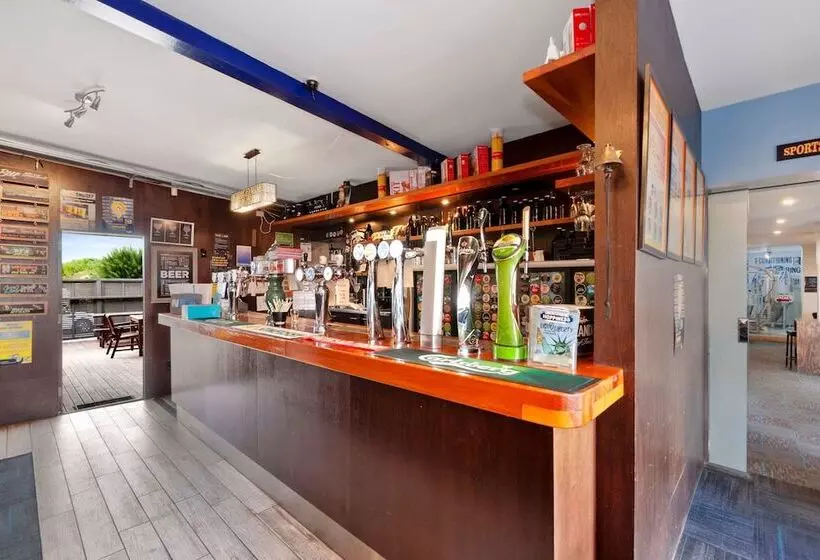 Fotos del hotel Comfort Inn Westshore Beach:  3