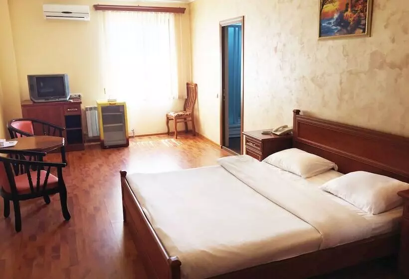 Fotos del hotel Primer:  10