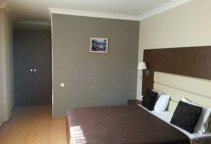 Fotos del hotel Primer:  11