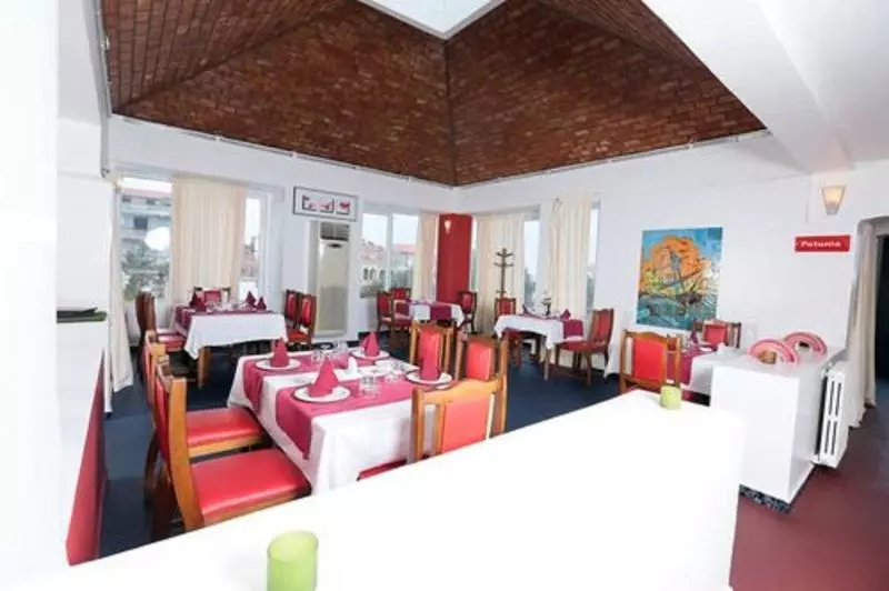 Fotos del hotel Rais:  6