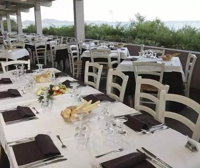 Fotos del hotel Free Beach Club:  2