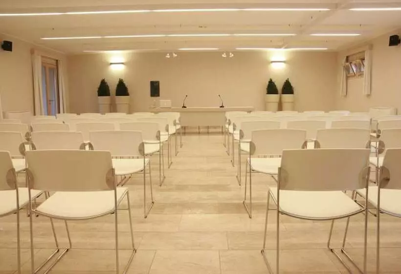 Fotos del hotel Free Beach Club:  4