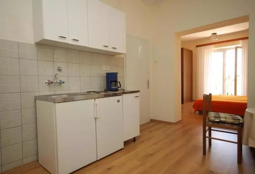Fotos del hotel Apartments Cakelic:  21