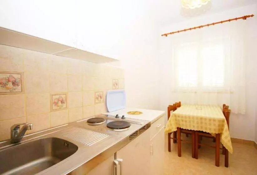 Fotos del hotel Apartments Cakelic:  15