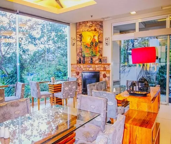 Fotos del hotel Chalet Baguio:  11