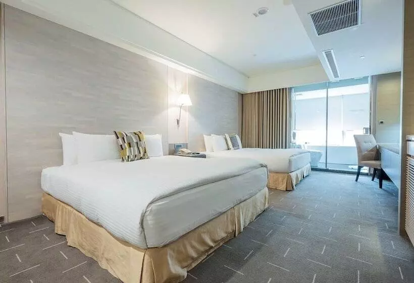 Fotos del hotel Tempus Hotel Taichungdadun:  6