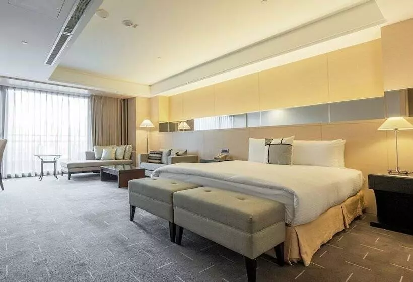 Tempus Hotel Taichungdadun