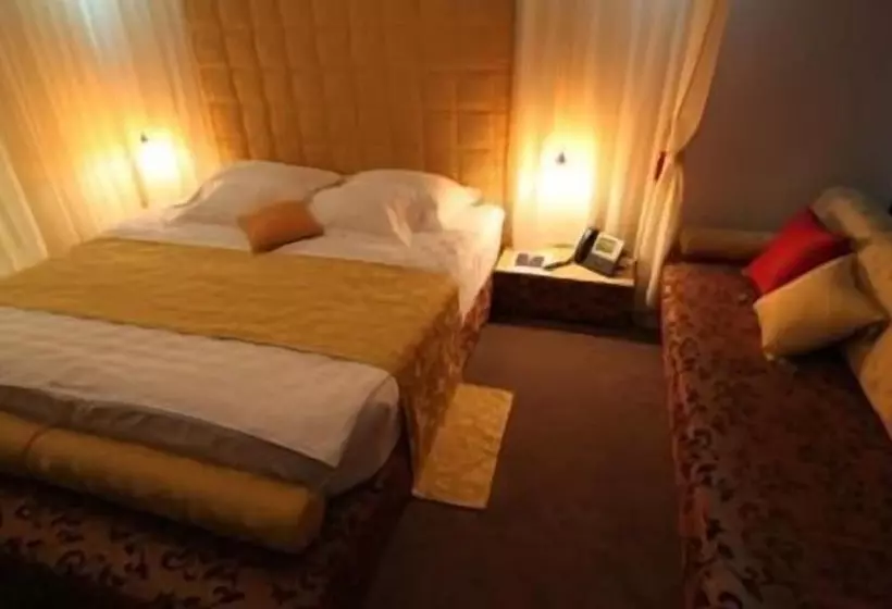 Fotos del hotel Merona:  8