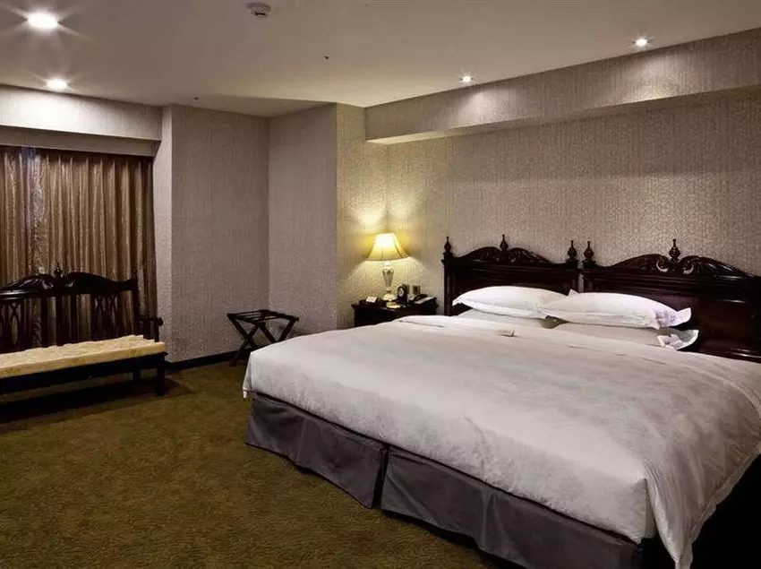 Fotos del hotel Royal Seasons Hotel Taichung Zhongkang:  2