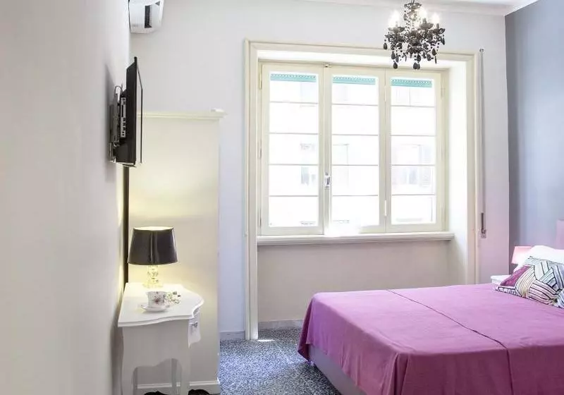 Fotos del hotel C'Est La Vie Rooms:  7