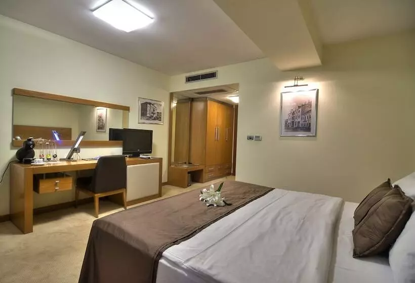 Fotos del hotel Podgorica:  2