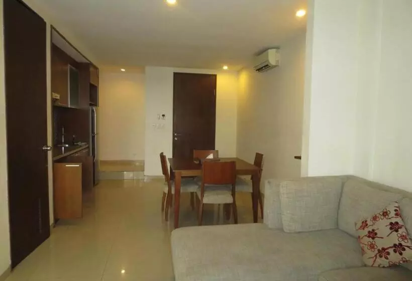 Fotos del hotel Seminyak Townhouse:  13