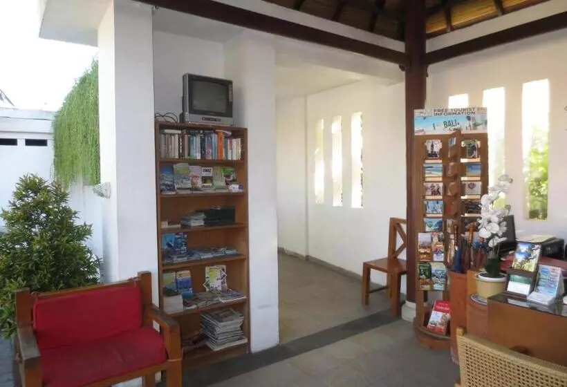 Fotos del hotel Seminyak Townhouse:  11