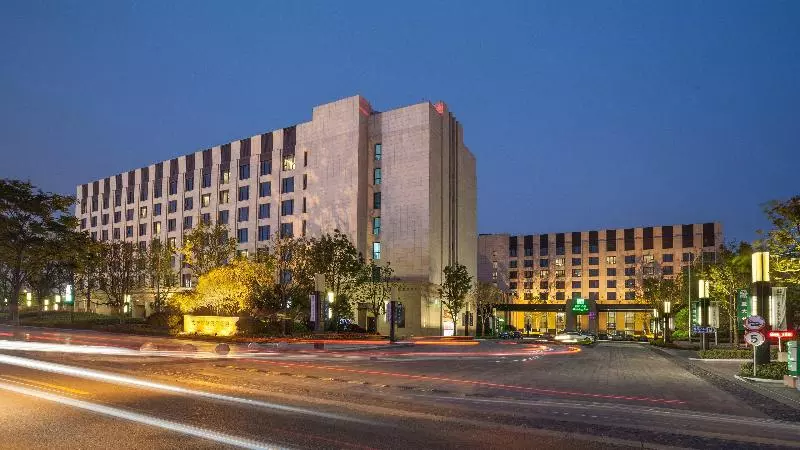 Holiday Inn Shanghai Hongqiao, An Ihg