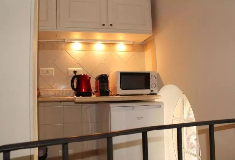 Fotos del hotel Mithouard Apartment:  3